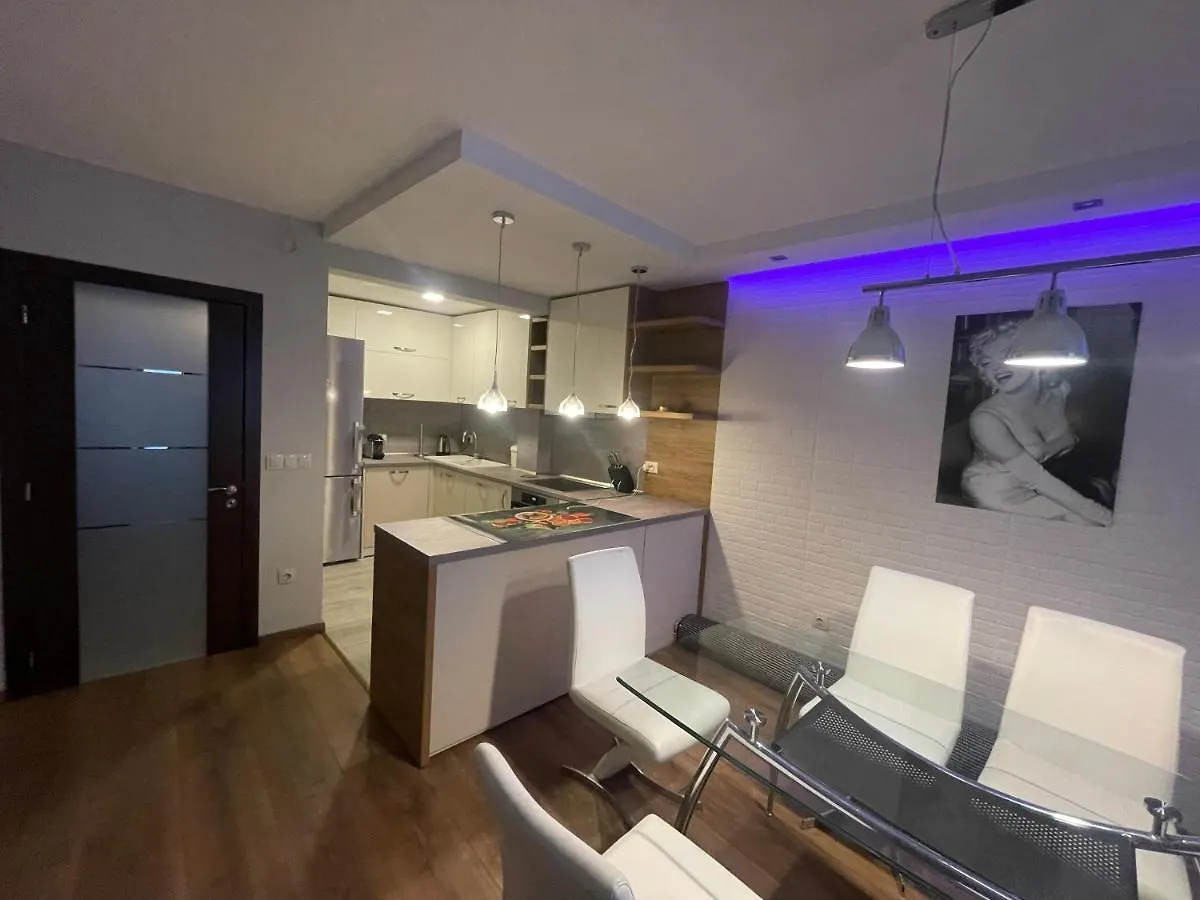 Luxury Apartments In Top City Center Varna 1